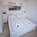 Apartments Kopecna With Possible Parking Apartman