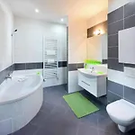 Apartments Kopecna With Possible Parking Apartman *