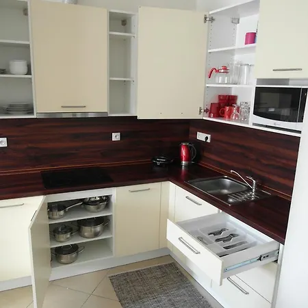 Kopecna With Parking Apartment