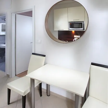 Apartments Kopecna With Possible Parking Brno