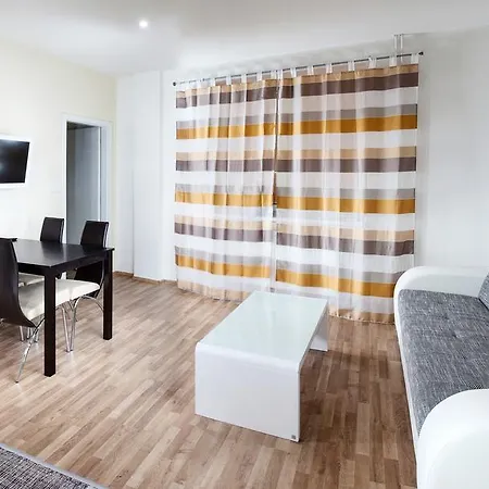 Apartment Kopecna With Parking