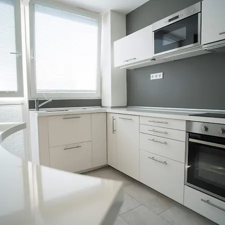 Kopečná With Parking *