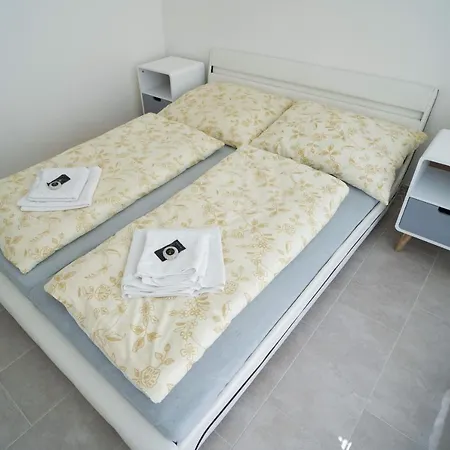 Kopečná With Parking Brno