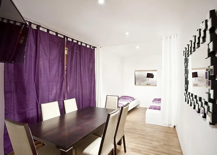 Kopečná With Parking Apartamento Brno