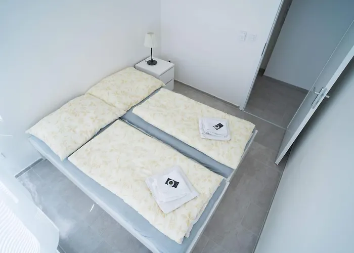 Kopečná With Parking Apartamento *